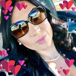 Meet your Posher, Gloria